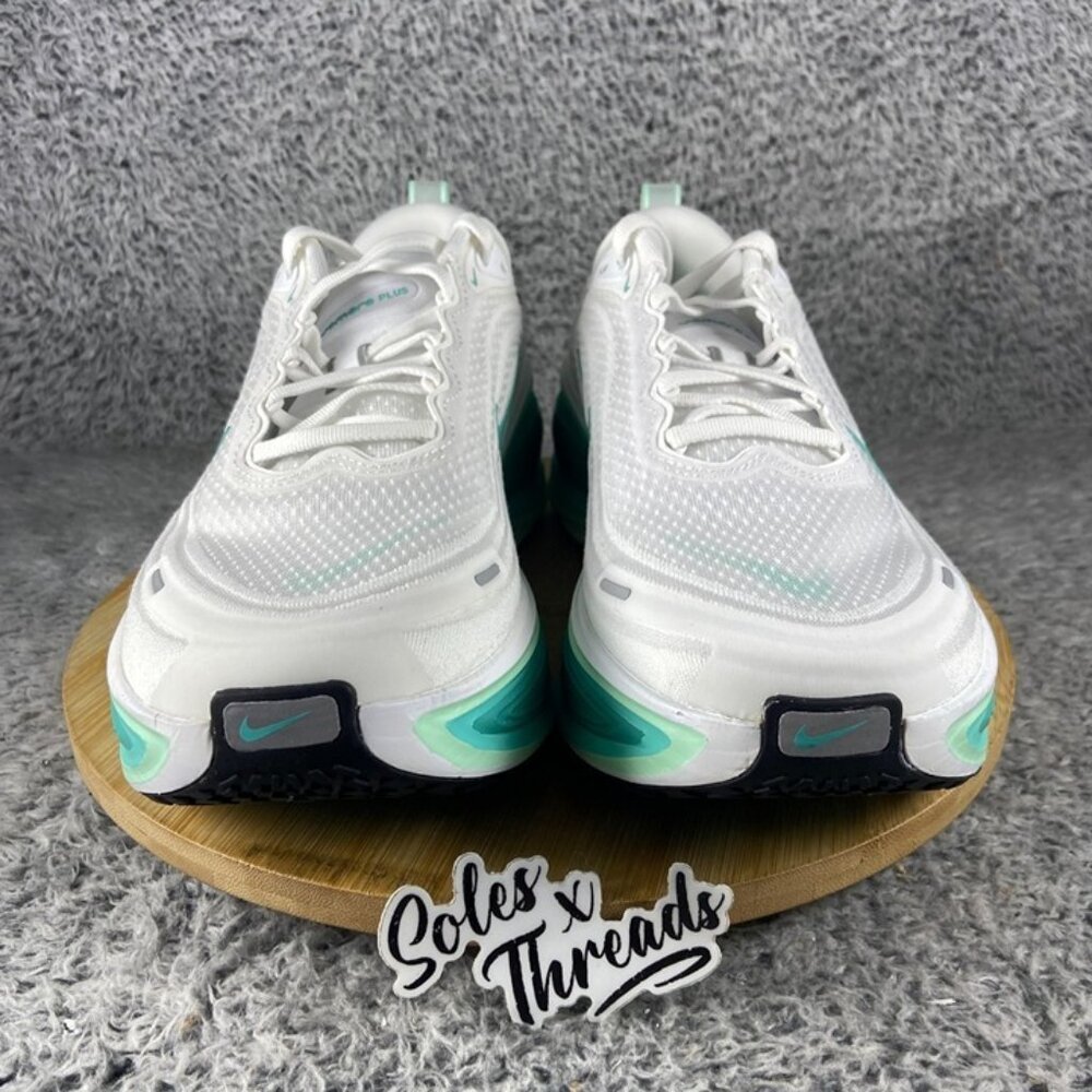 Nike Vomero Plus Size 10.5 Women = 9 Men Mint Foam Turquoise HV8154-100 - Picture 3 of 7